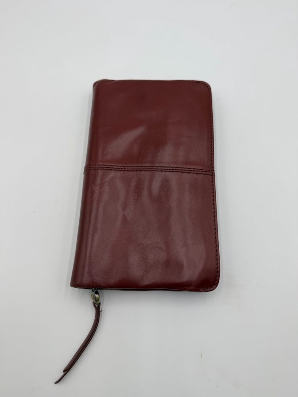 Hobo Evolve Wristlet in Polished Leather